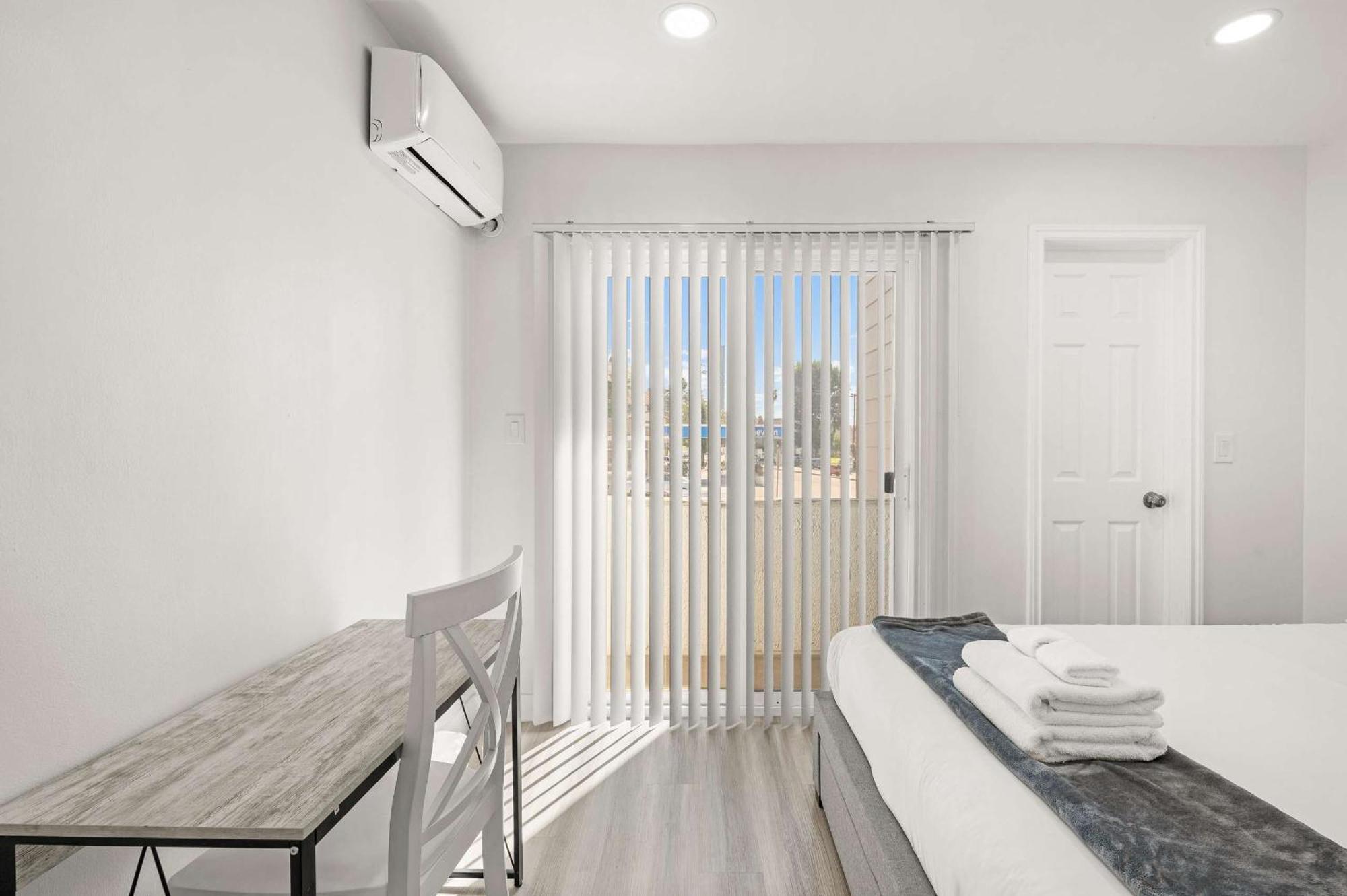 New Renovated 2B2B Apt Self Checkin Free Parking 1 Pasadena Zewnętrze zdjęcie
