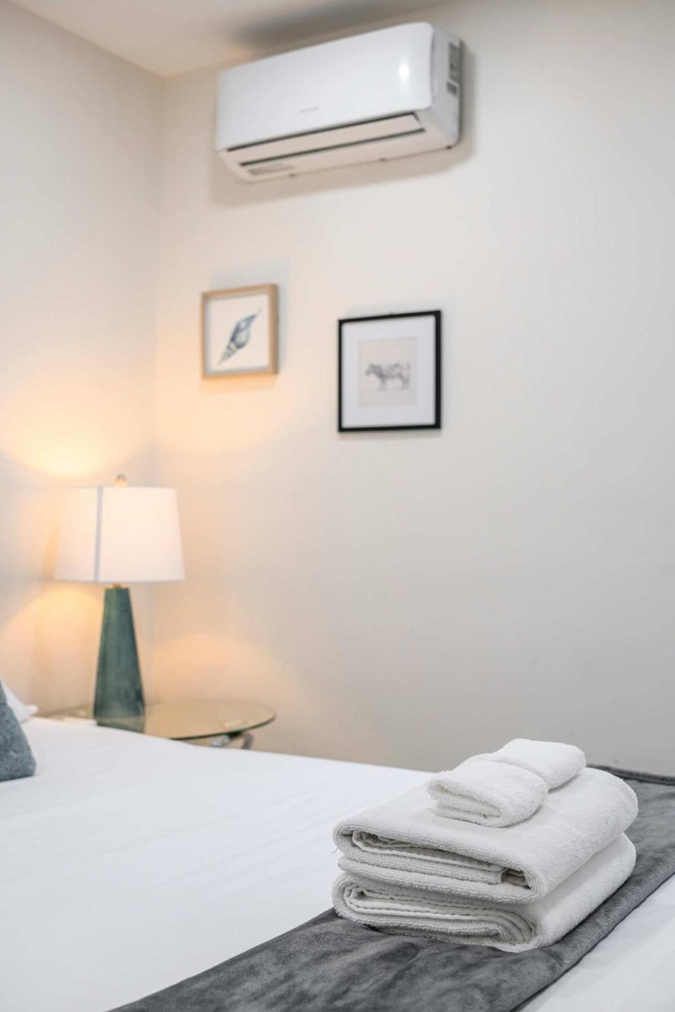 New Renovated 2B2B Apt Self Checkin Free Parking 1 Pasadena Zewnętrze zdjęcie