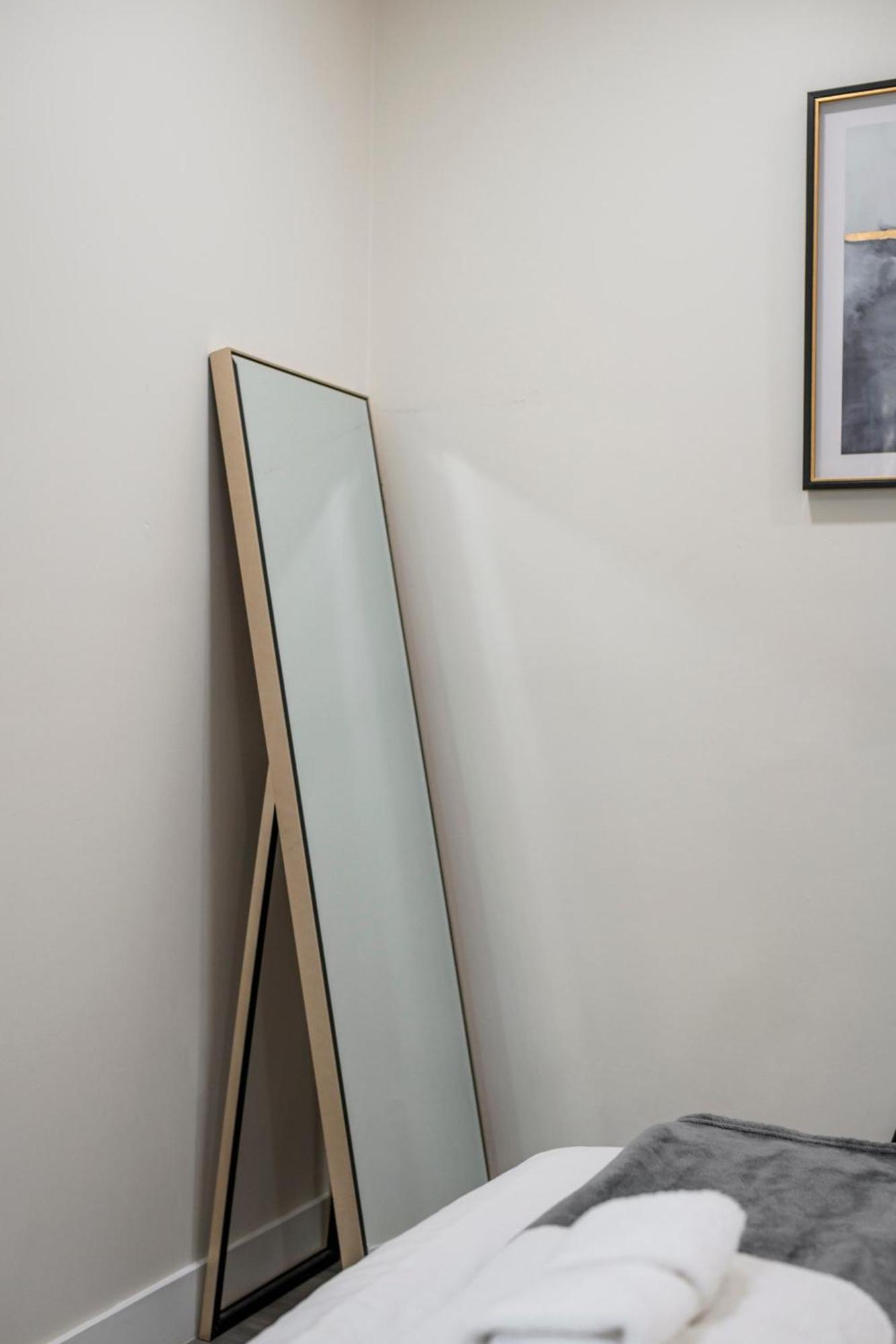 New Renovated 2B2B Apt Self Checkin Free Parking 1 Pasadena Zewnętrze zdjęcie